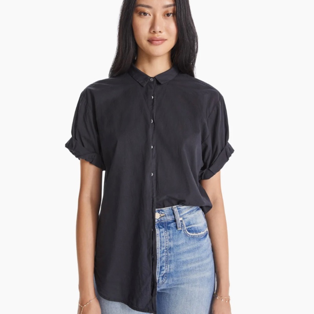Xirena Channing Shirt (oversized black short-sleeved button-down) in black, S
